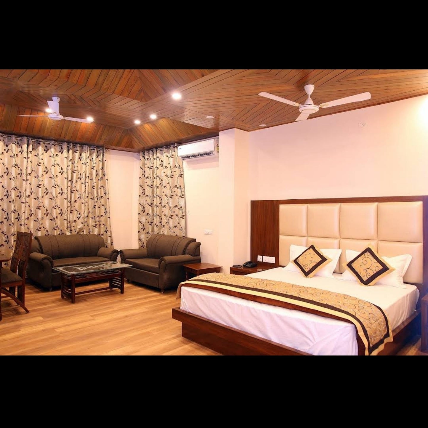 Hotel Dharamshala Paradise