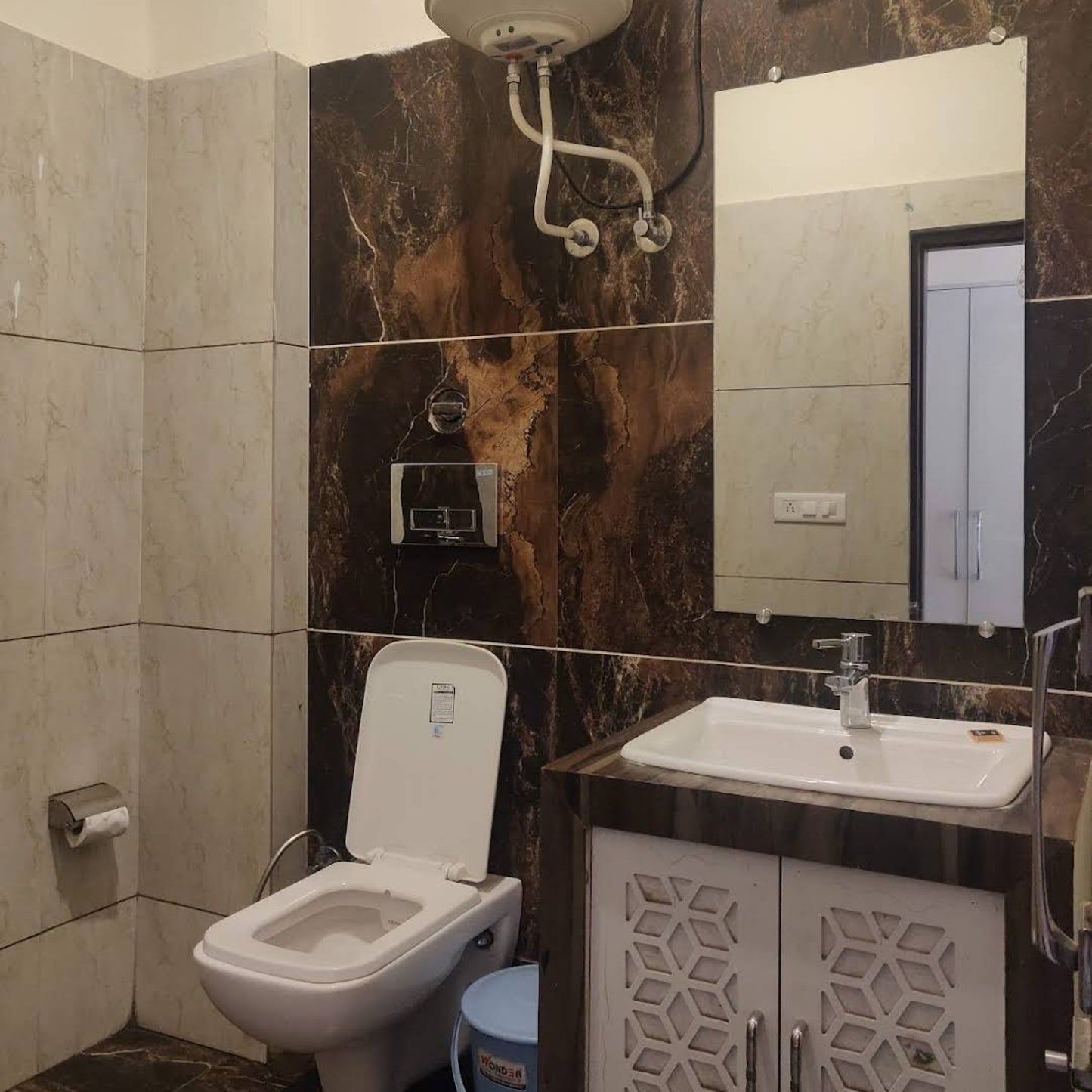 Hotel Nature_s Feast