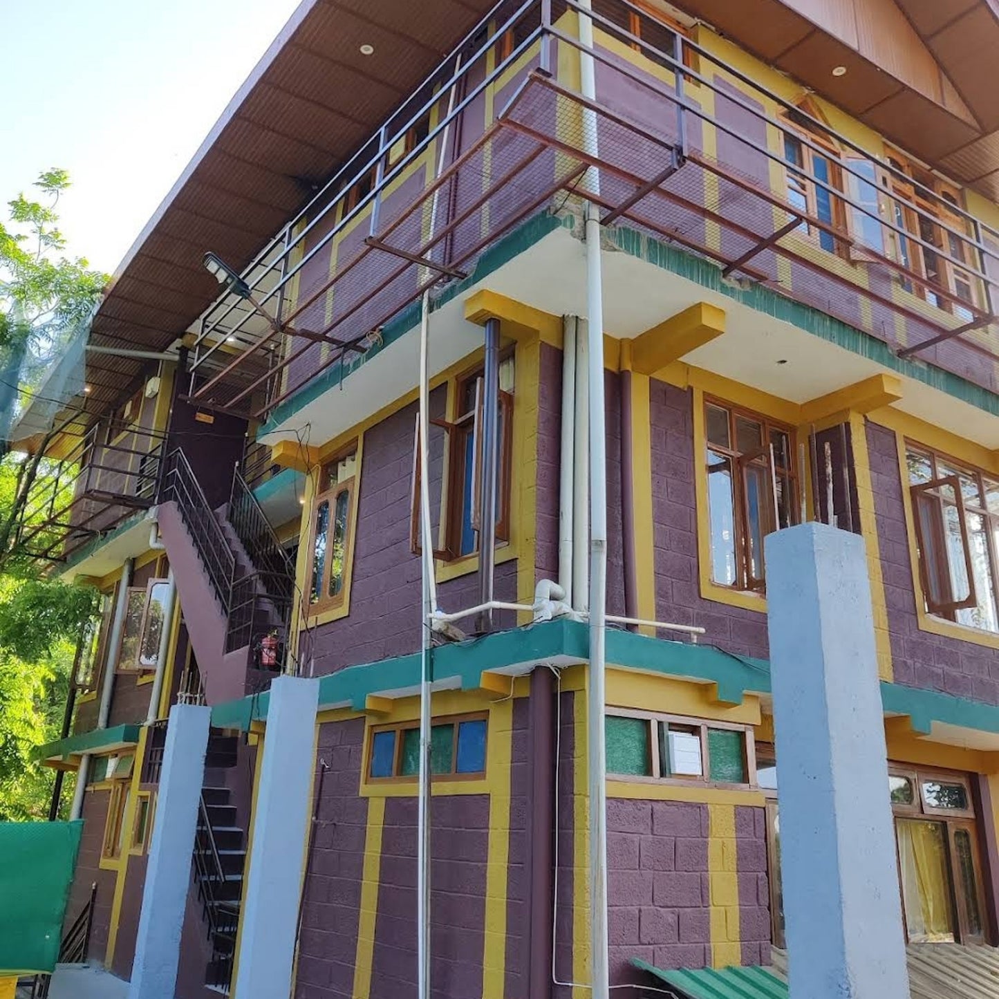 Murious Riverdale Resort