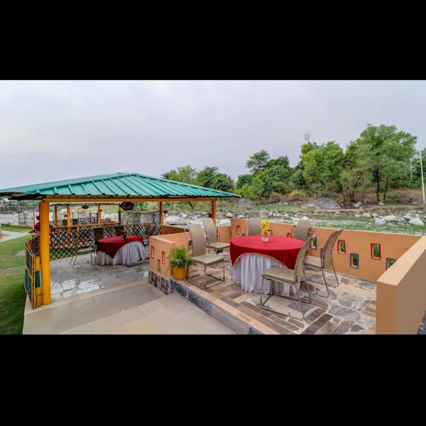 The Trance - A Riverside Resort Hotel