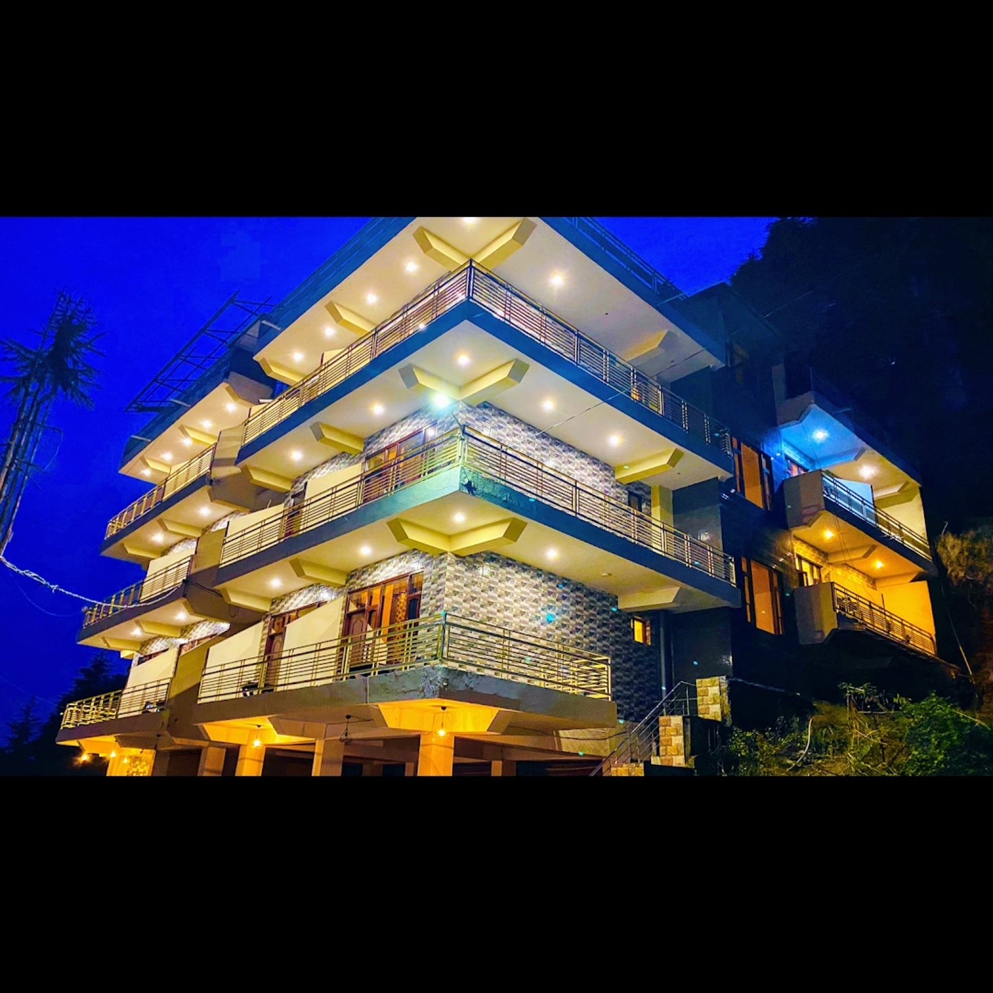 Hotel Nature_s Feast