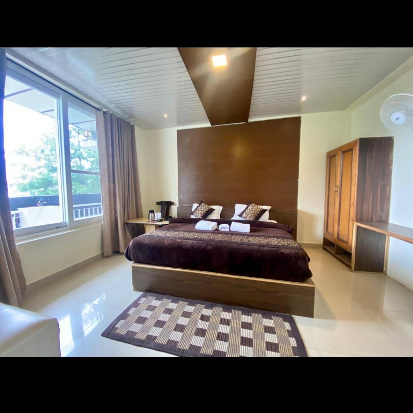 Anupam Resort by DLS Hotel