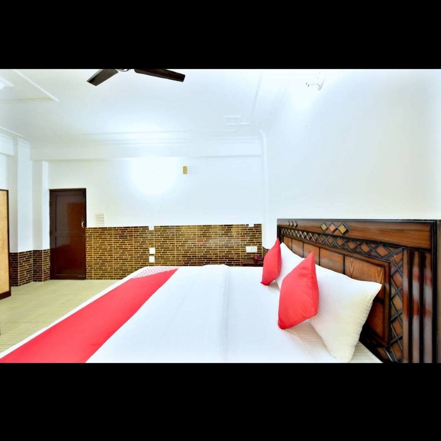 Hotel Snow Retreat BY DLS HOTELS_