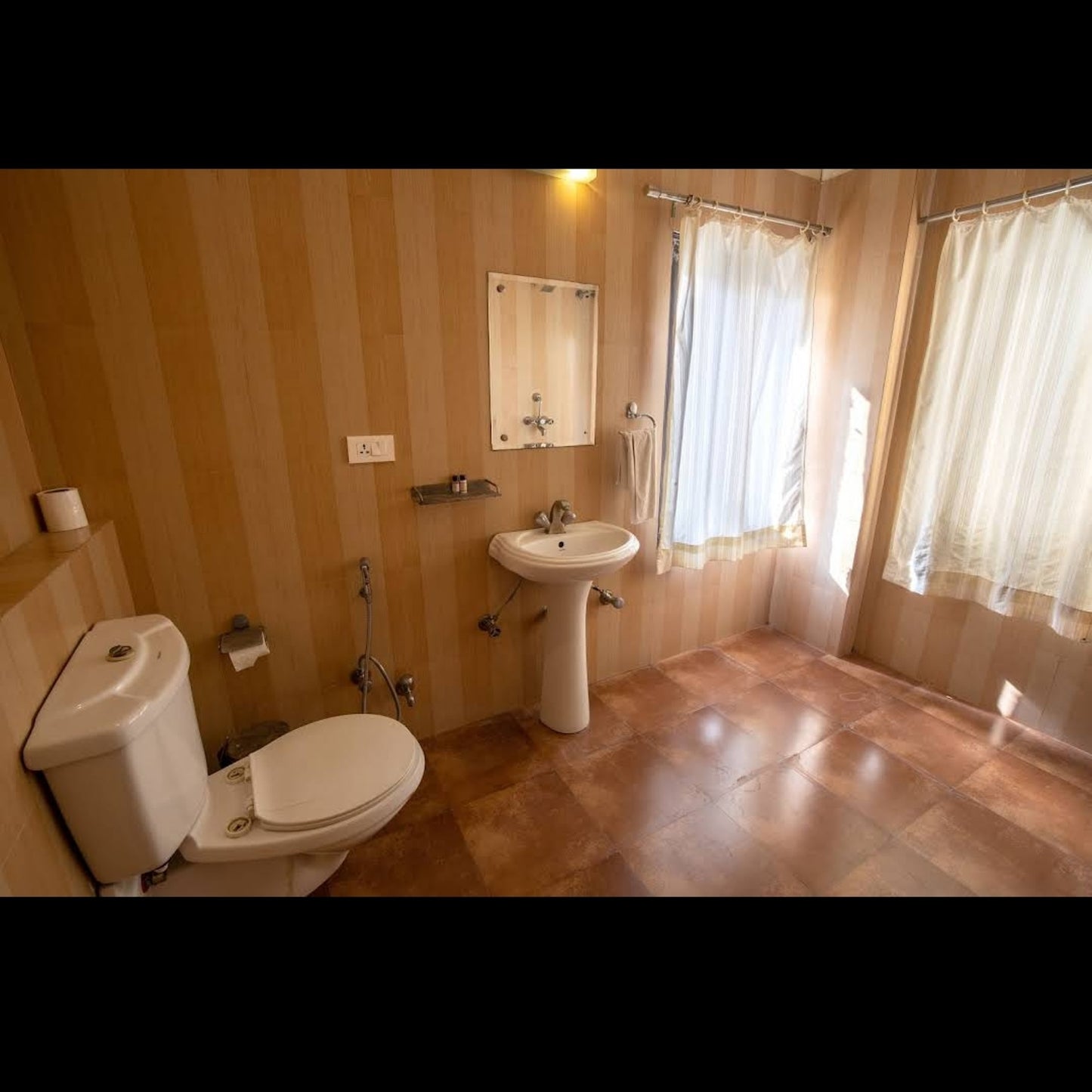 Hotel Royal Pratap Niwas