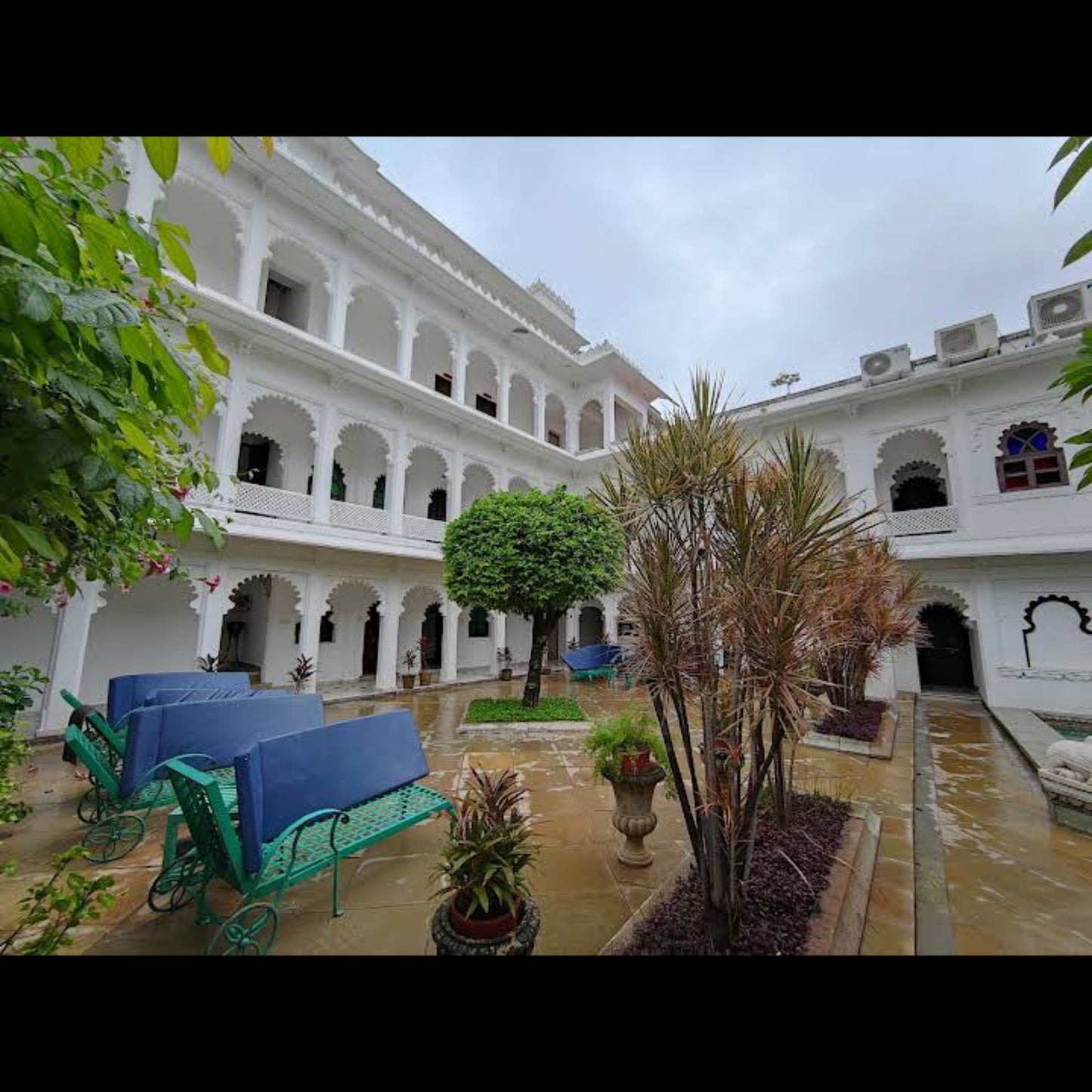 Amet Haveli - A Heritage Hotel