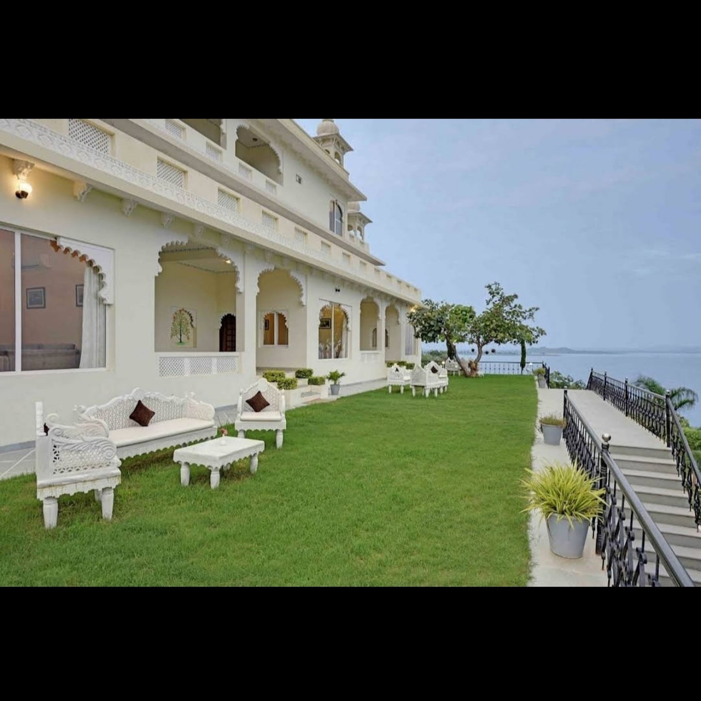 Karni Mahal Jaisamand Udaipur