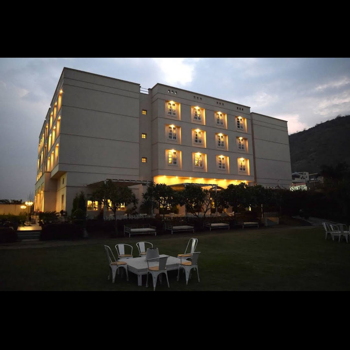 Hotel Paras Mahal Udaipur