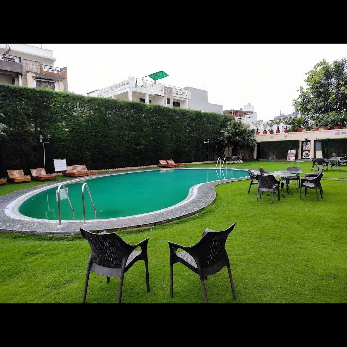 Hotel Paras Mahal Udaipur