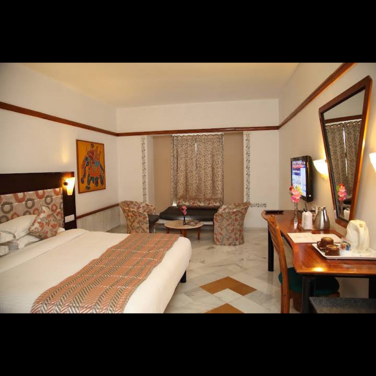 Hotel Paras Mahal Udaipur