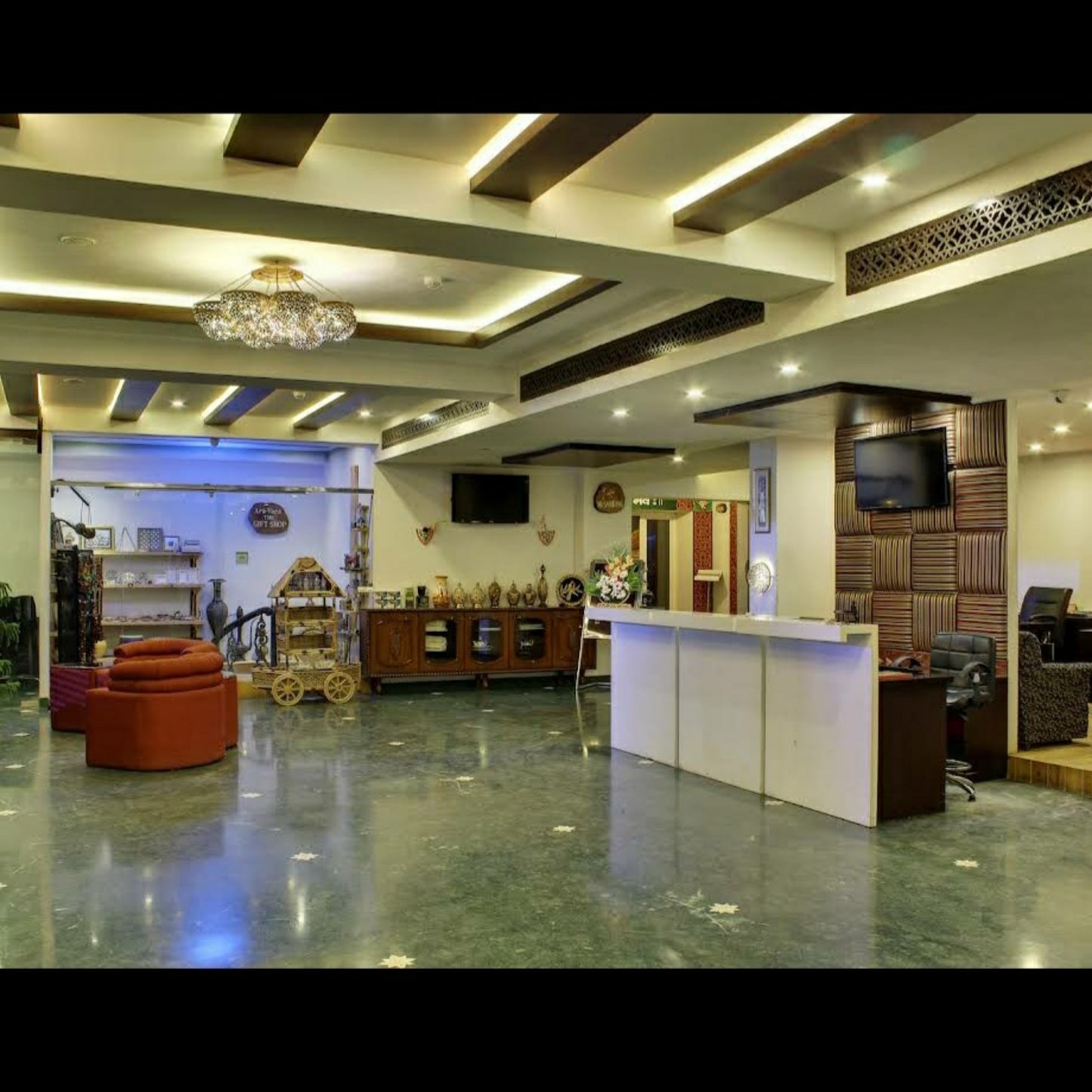 Hotel EllBee Ganga View RISHIKESH