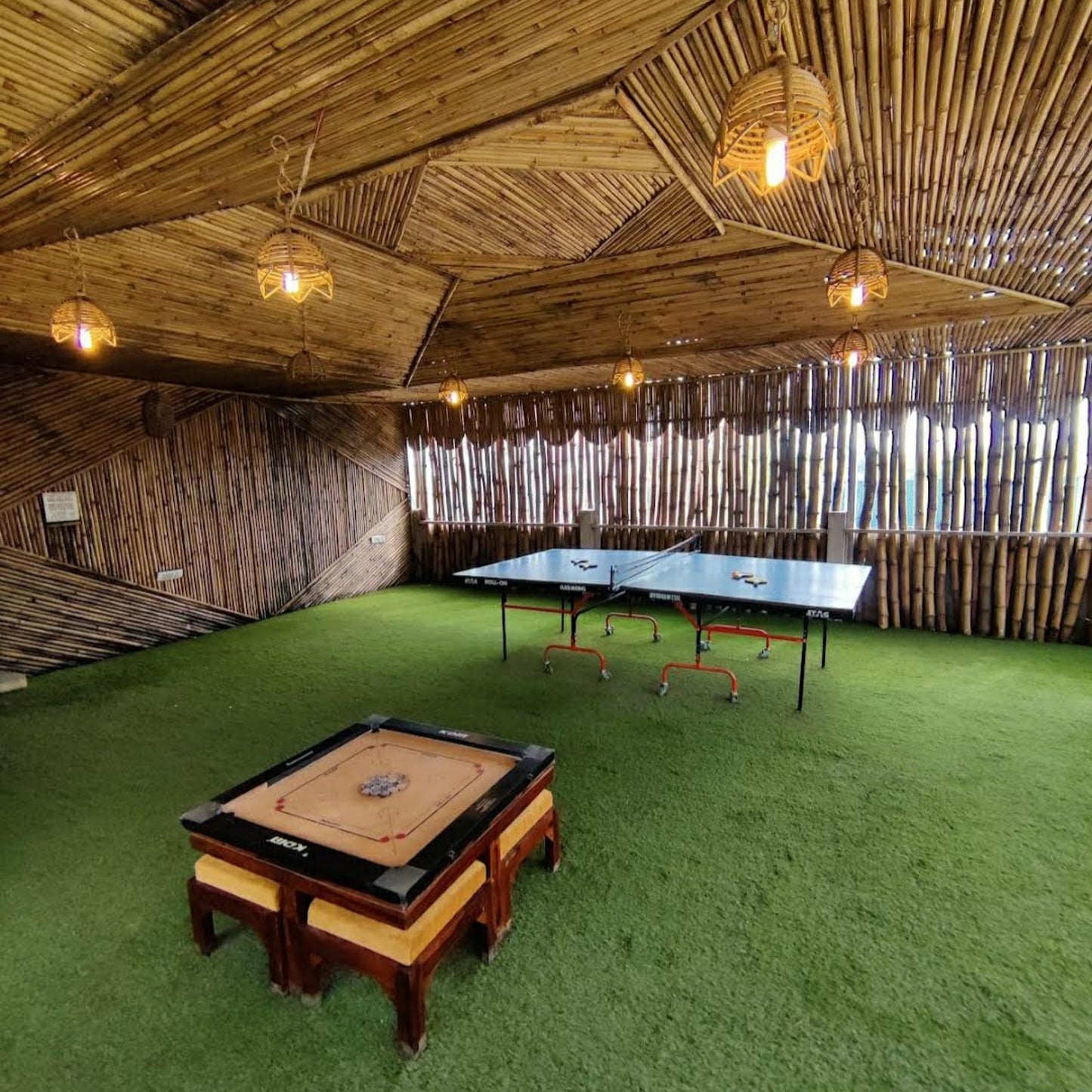 Hotel EllBee Ganga View RISHIKESH