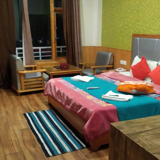 Hotel Seven Hills Resort_ Manali