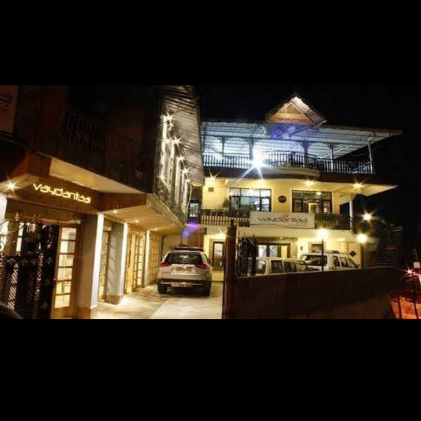 Rosa Vaydantaa Mussoorie