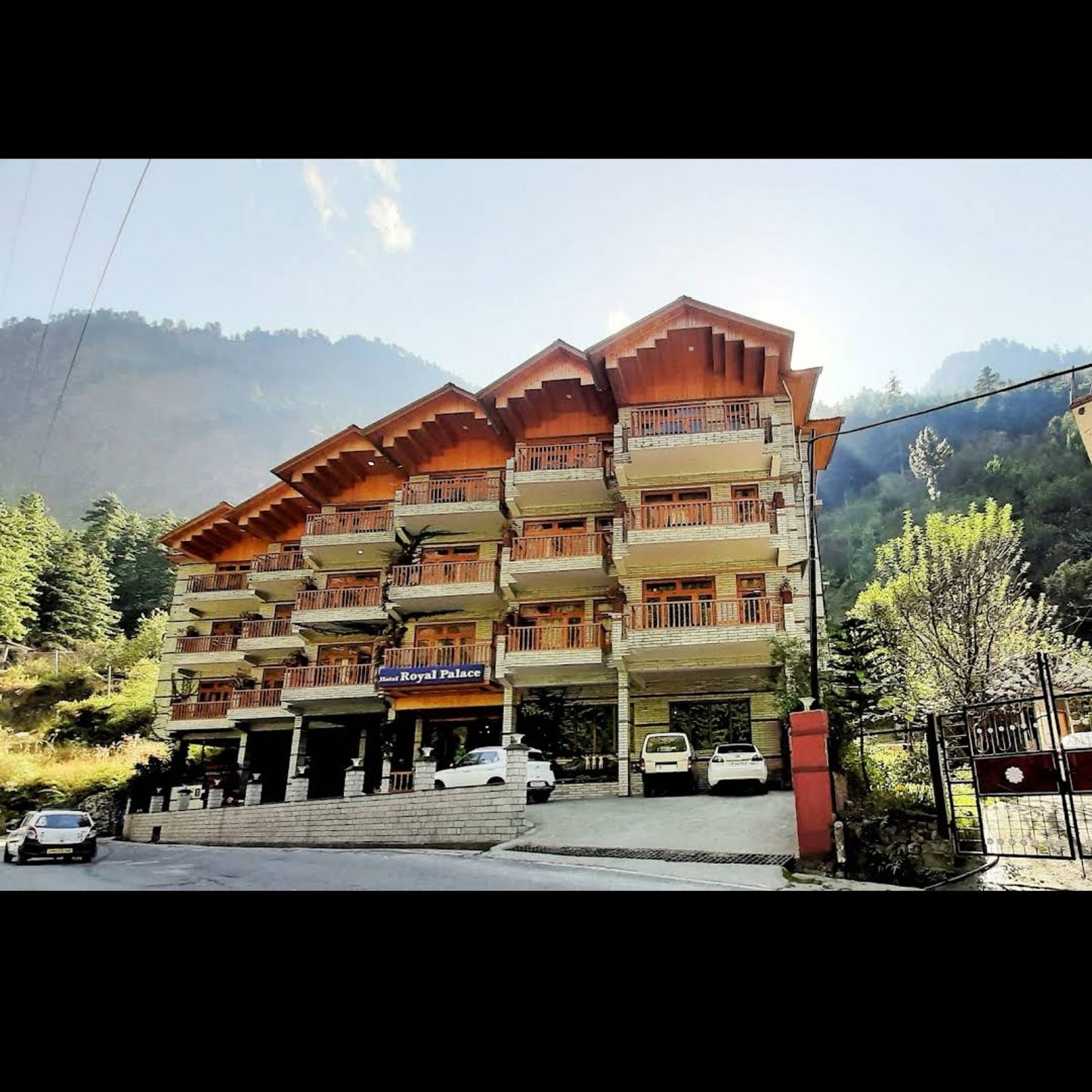 Hotel Royal Palace_Kasol